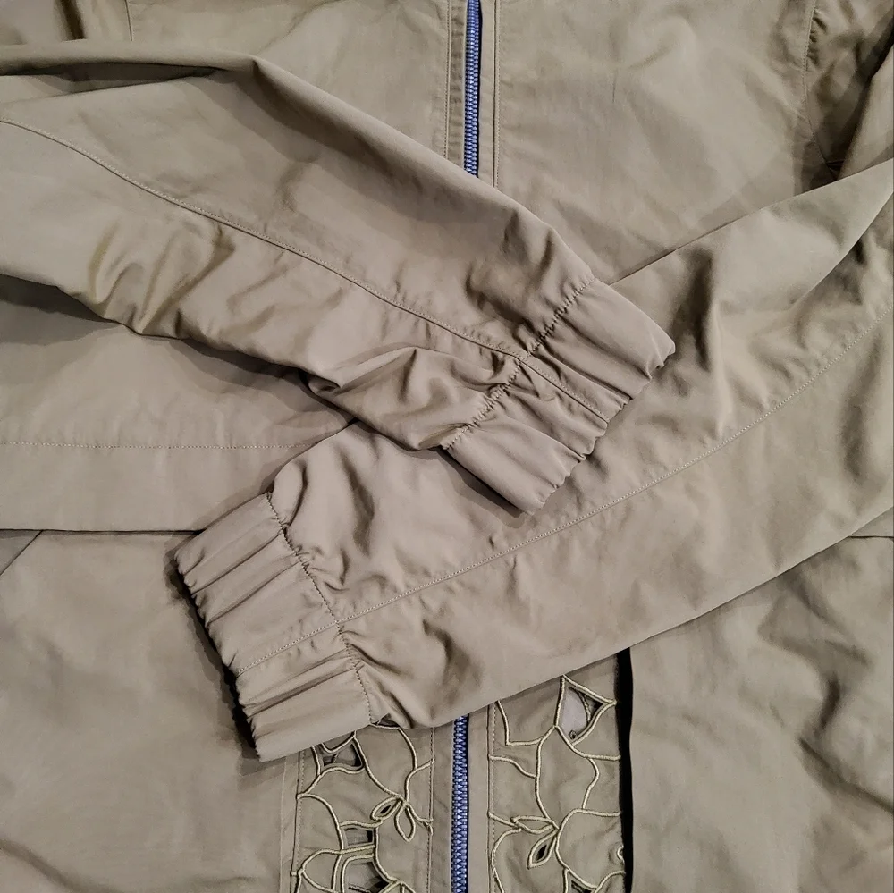 lululemon athletica stay stylish